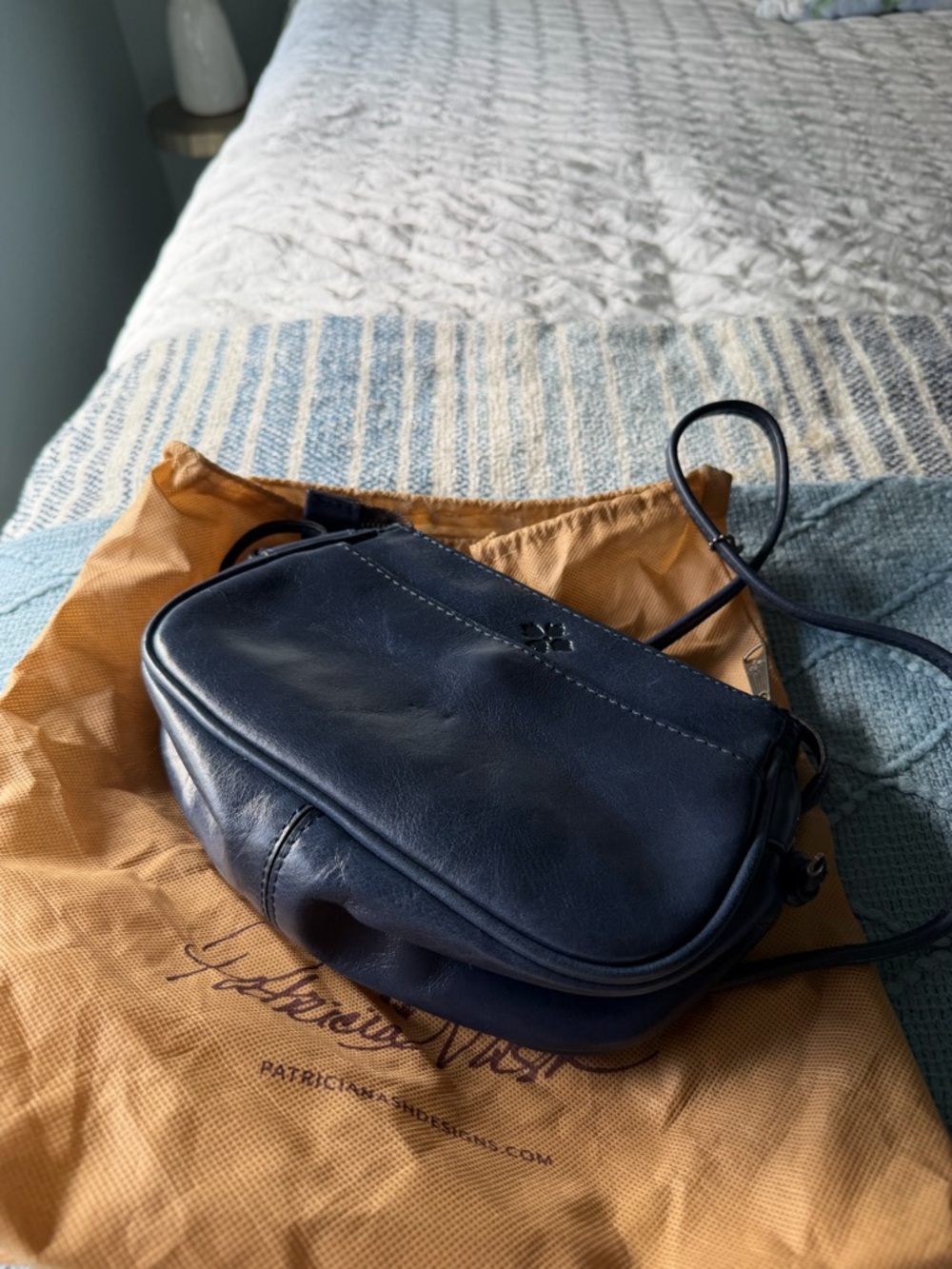 Patricia Nash Dark Blue Crossbody Bag with Multicolor Embroidered Bird - Picture 2 of 5